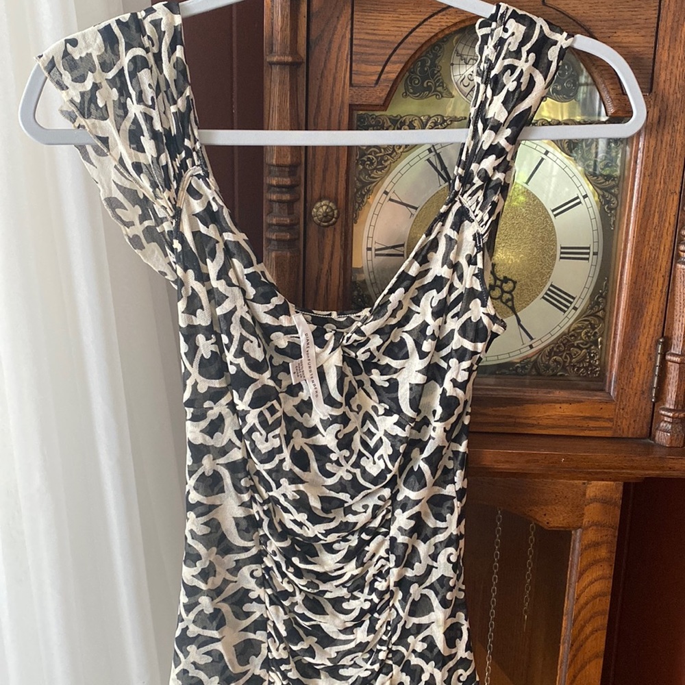 Diane von Furstenberg sheer black/tan ruched top